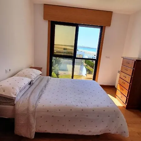 Modern 4 Double Bedroom With Pool / Garden Prázdninový dům Valdoviño